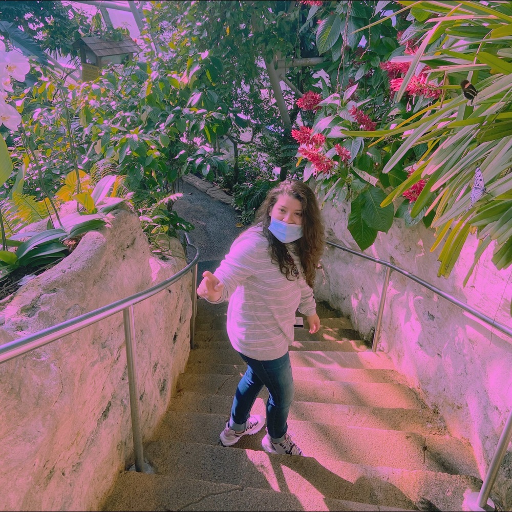 Meet your Posher, Vanessa